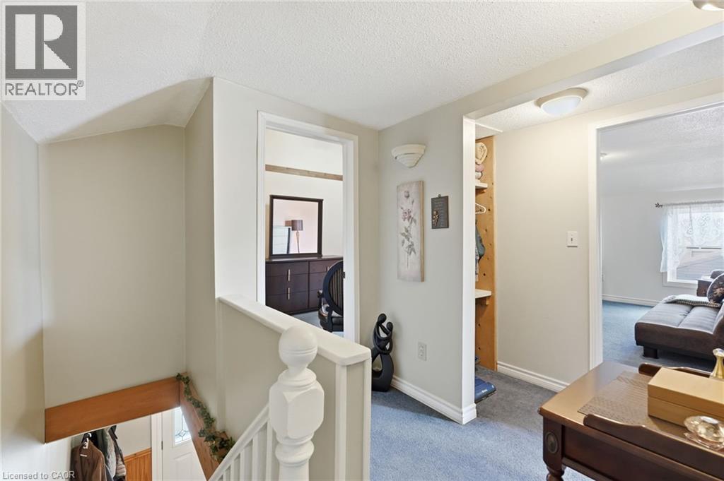 18 PROVINCE Street N - 17