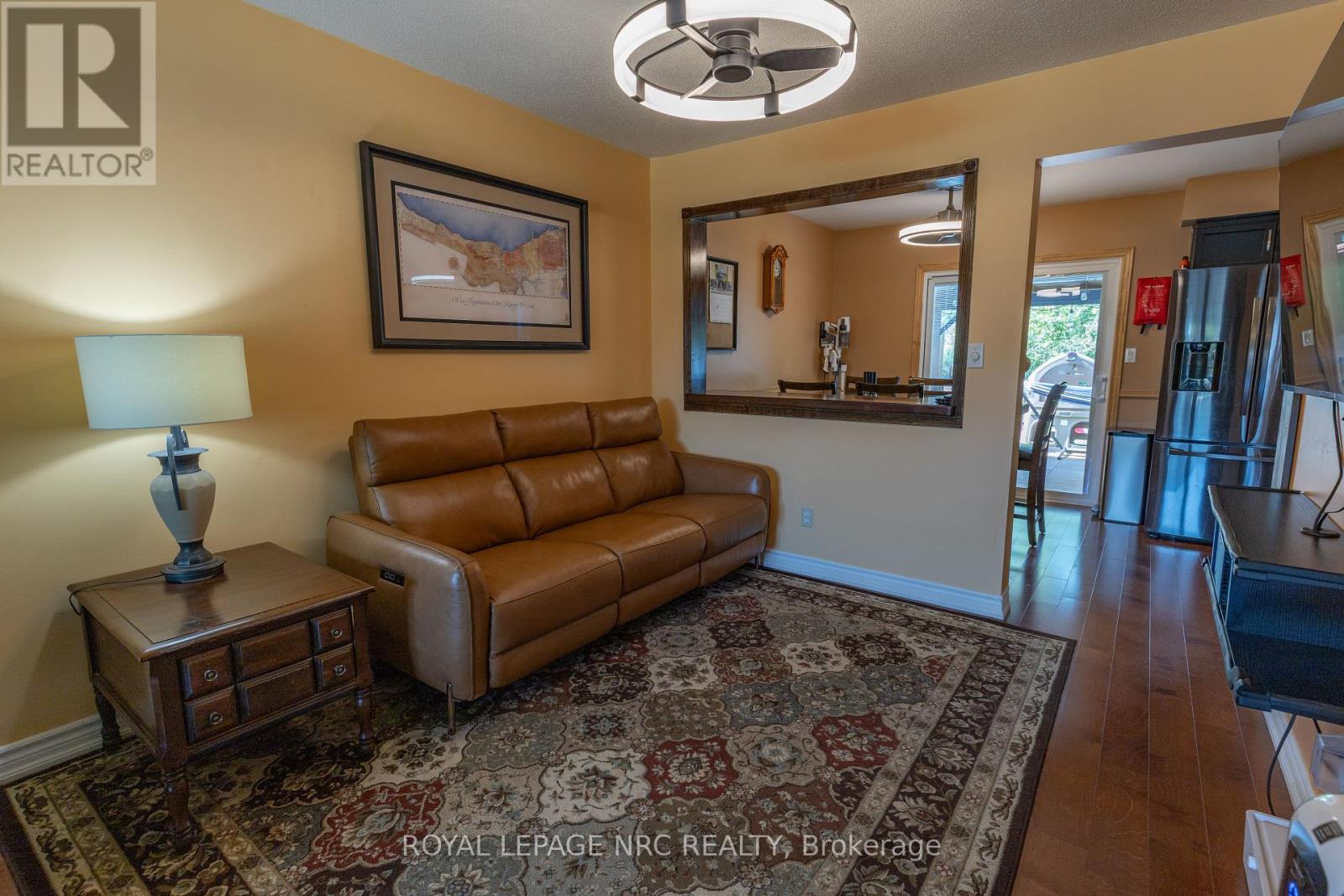 215 WINDSOR STREET - 10
