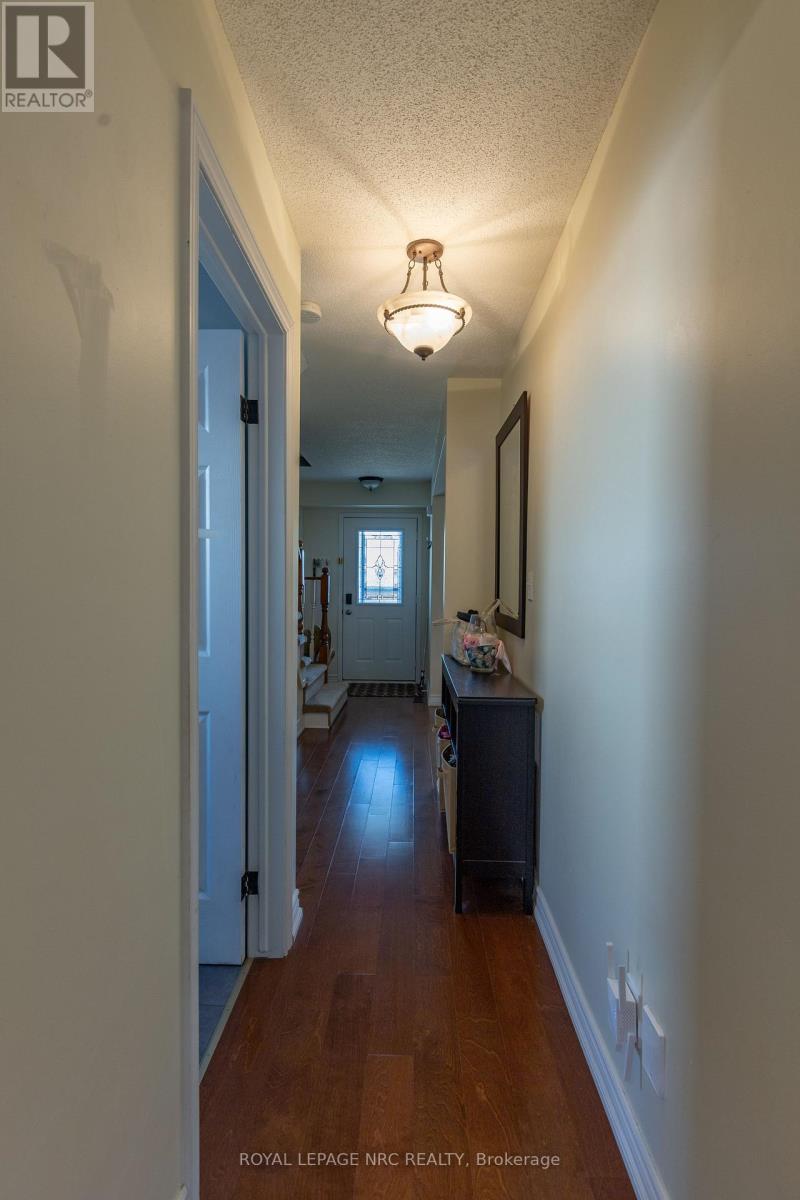 215 WINDSOR STREET - 3