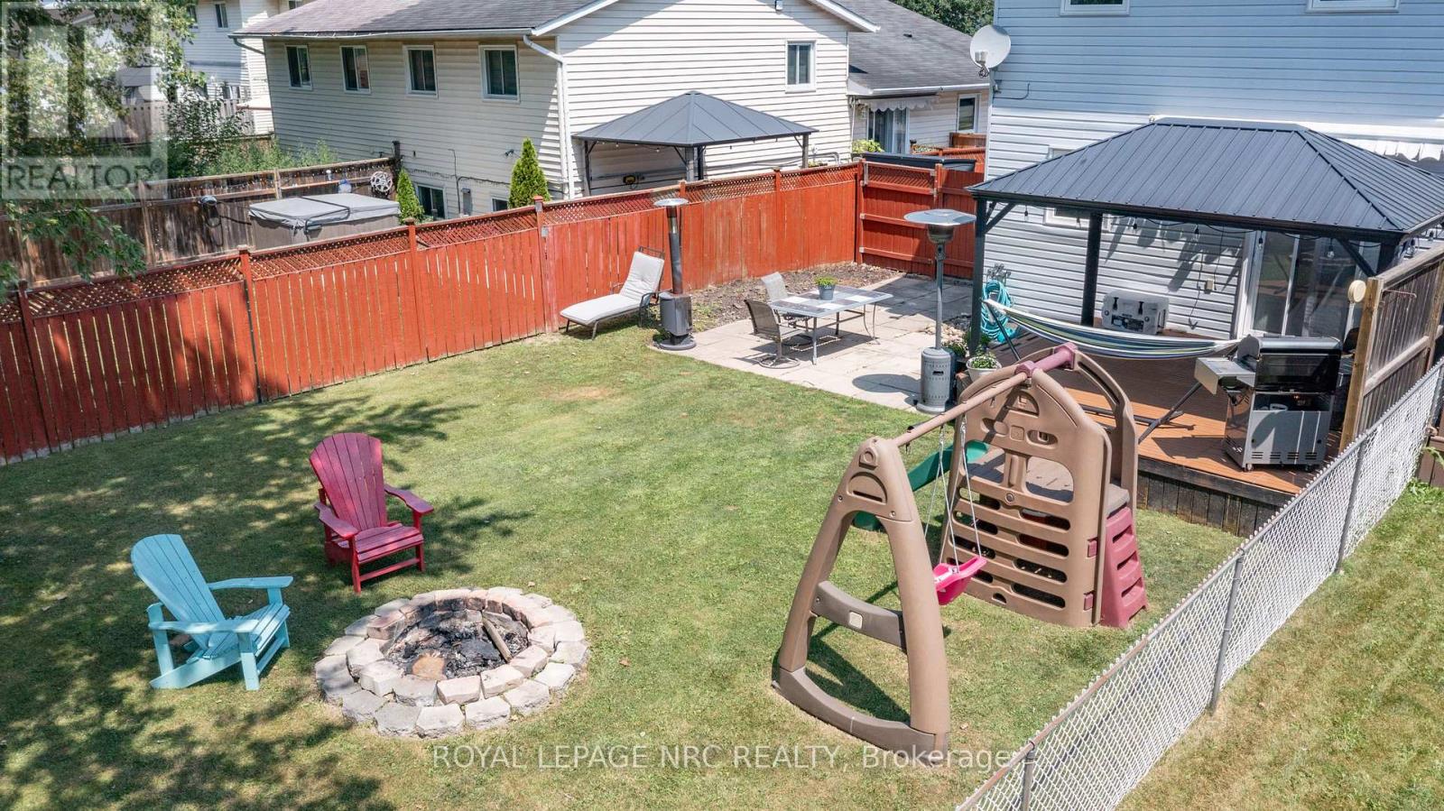 215 WINDSOR STREET - 32