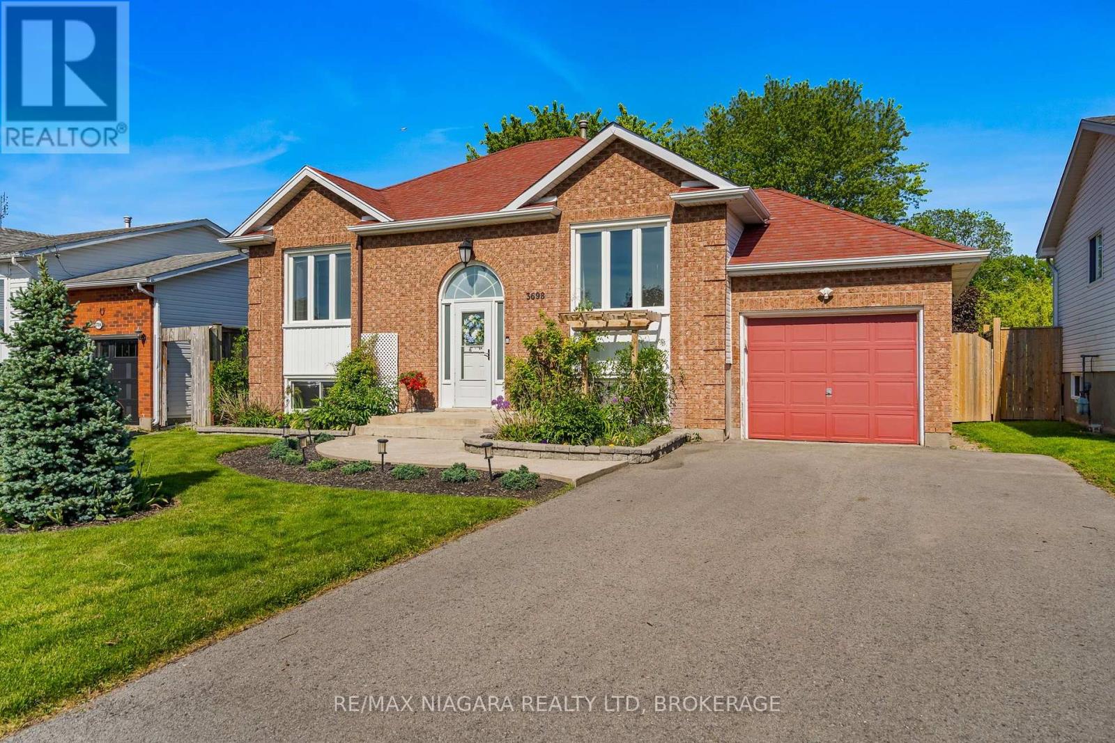 3698 SUSSEX LANE - 2