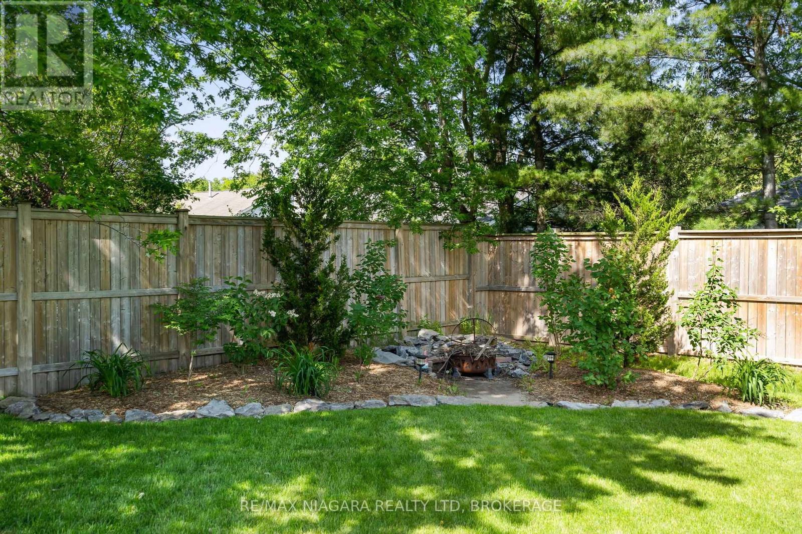 3698 SUSSEX LANE - 26