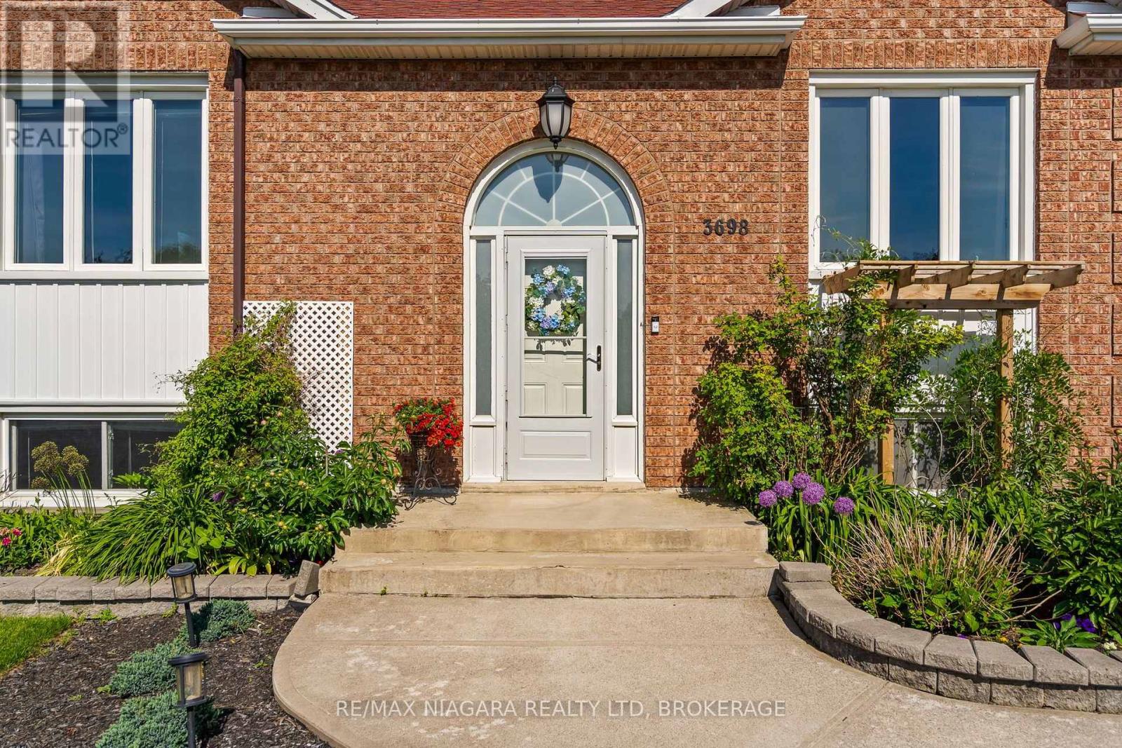 3698 SUSSEX LANE - 3