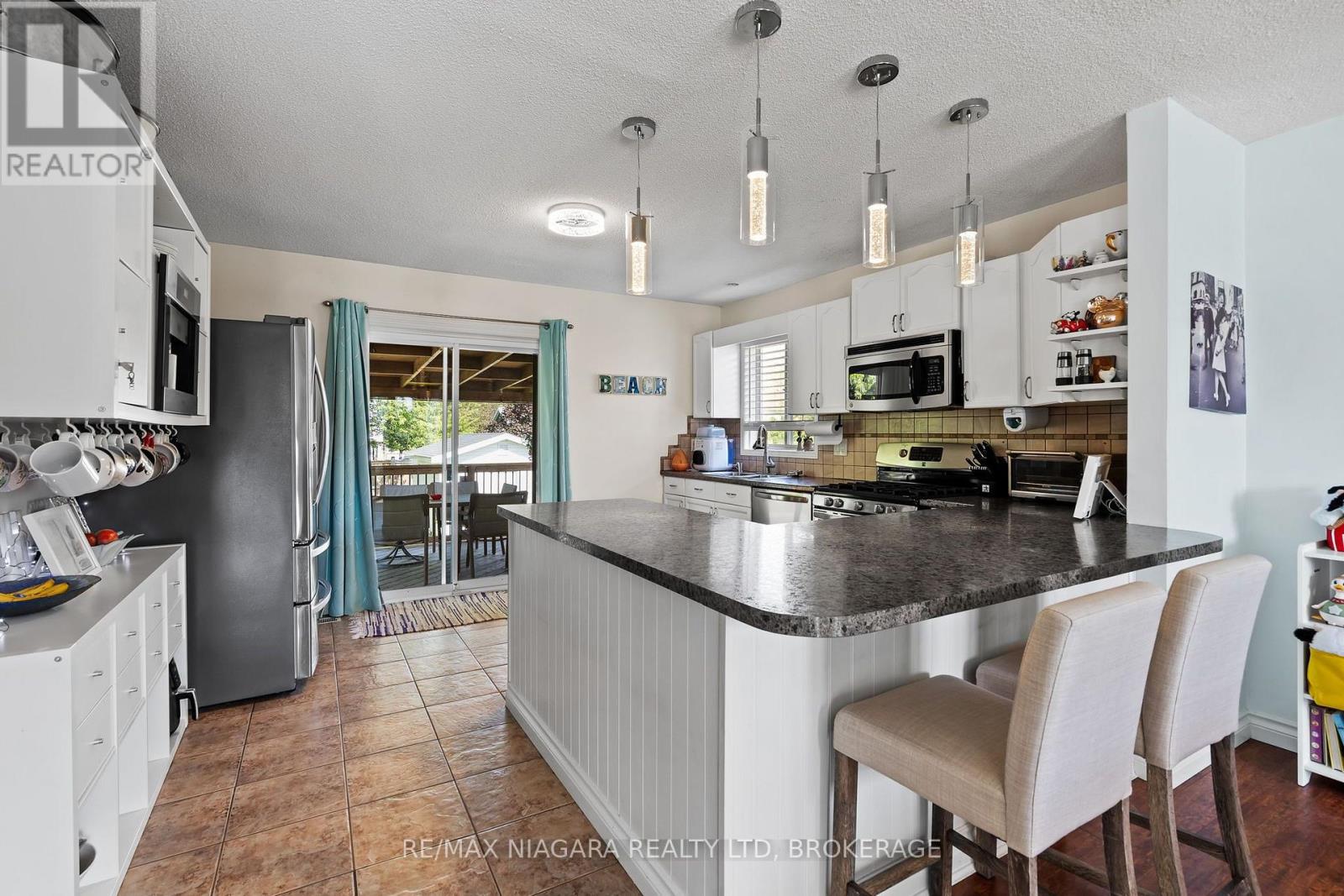 3698 SUSSEX LANE - 7