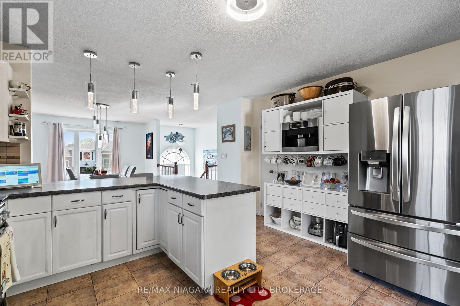 3698 SUSSEX LANE - 9
