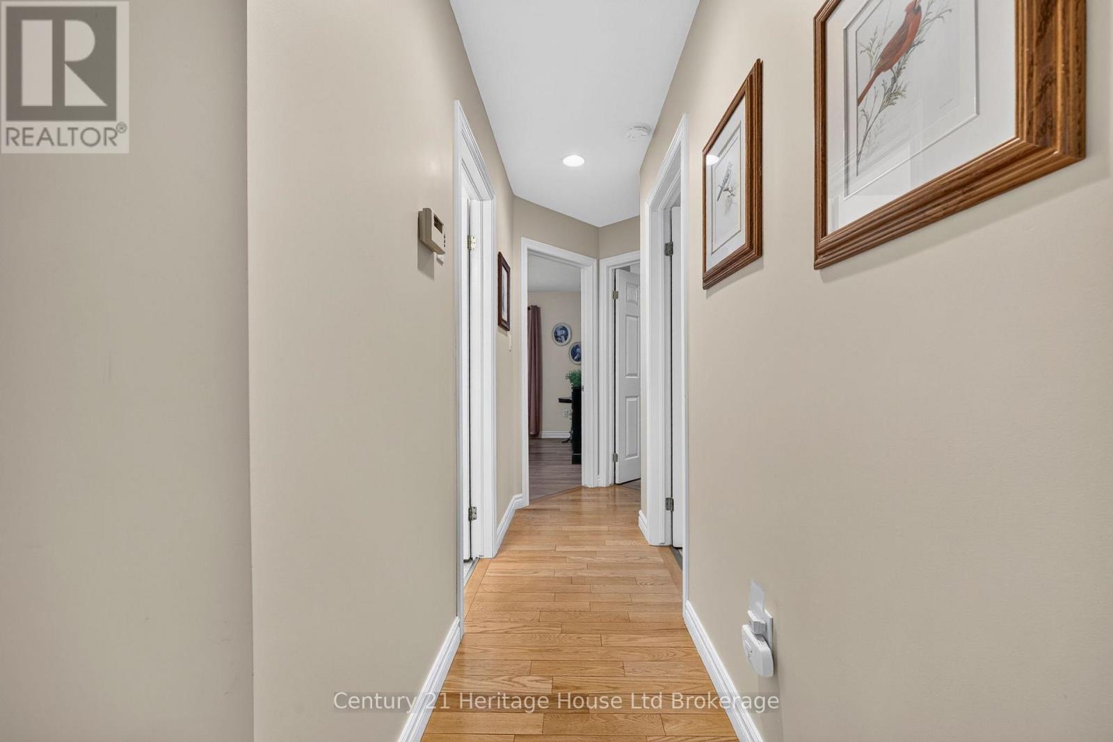 22 HILLSIDE ROAD - 12