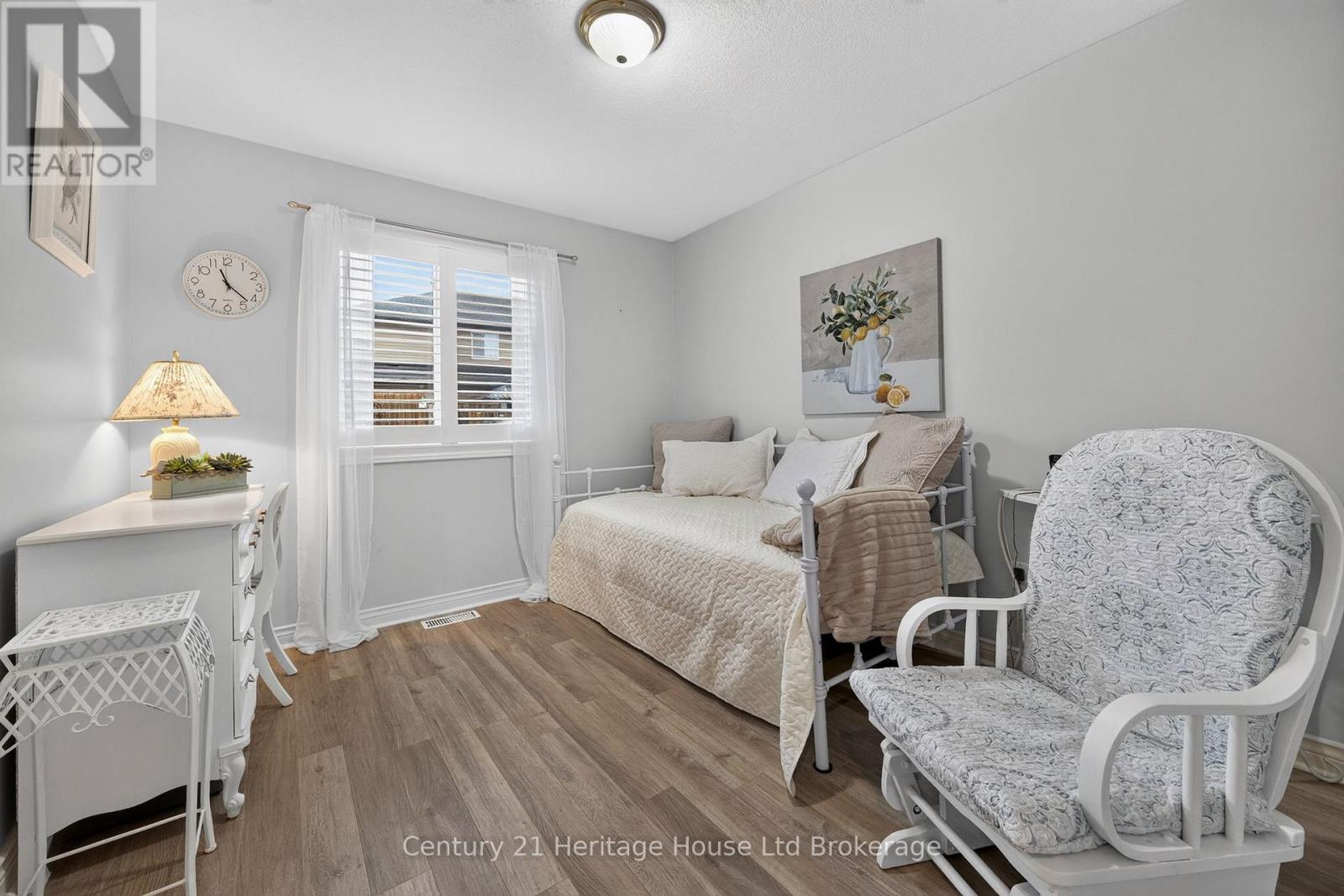 22 HILLSIDE ROAD - 13