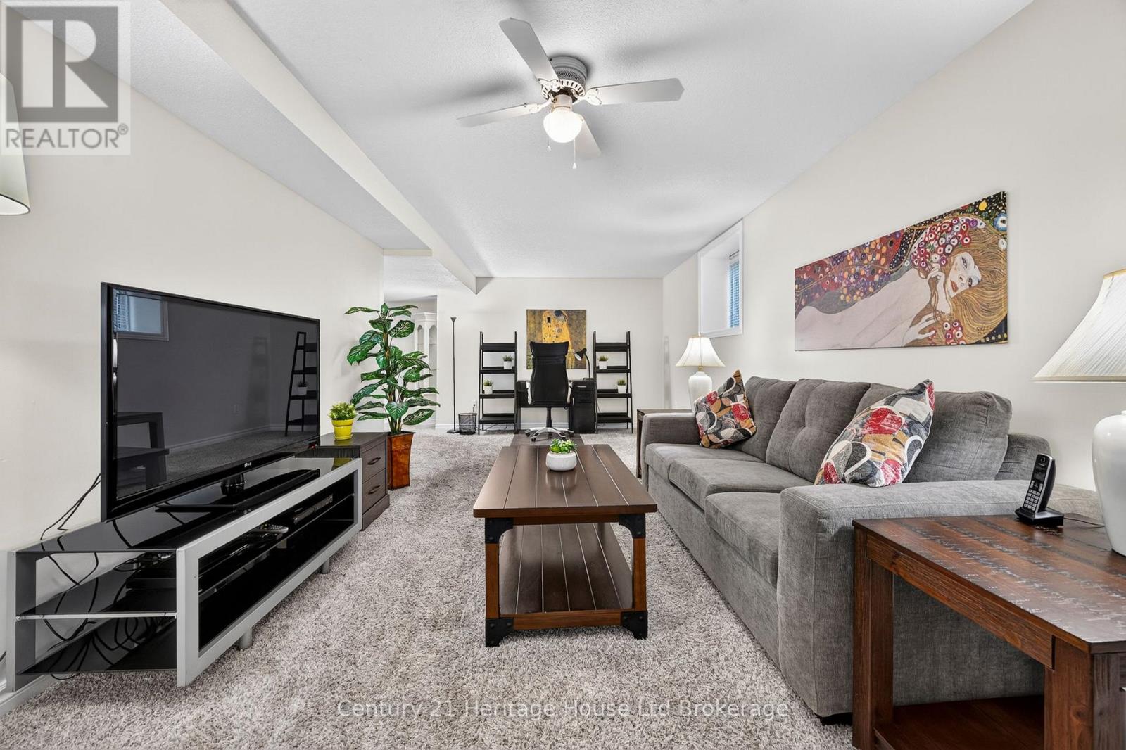 22 HILLSIDE ROAD - 21