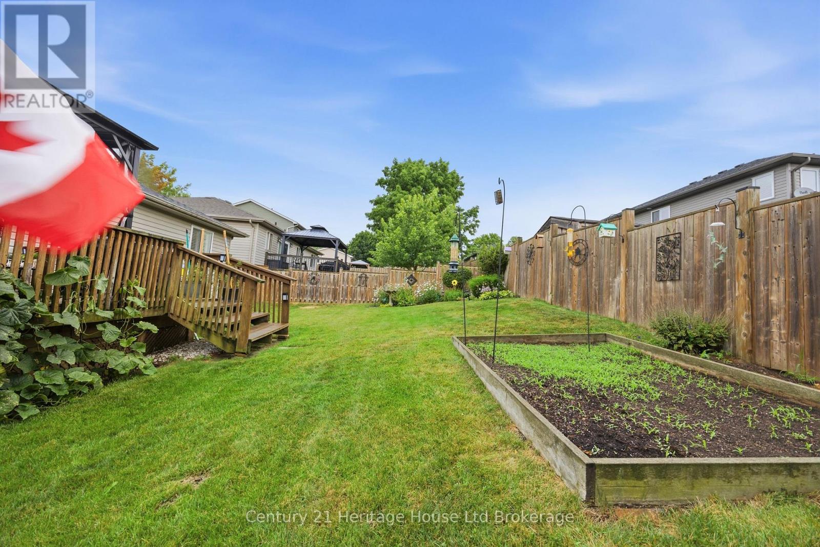 22 HILLSIDE ROAD - 24