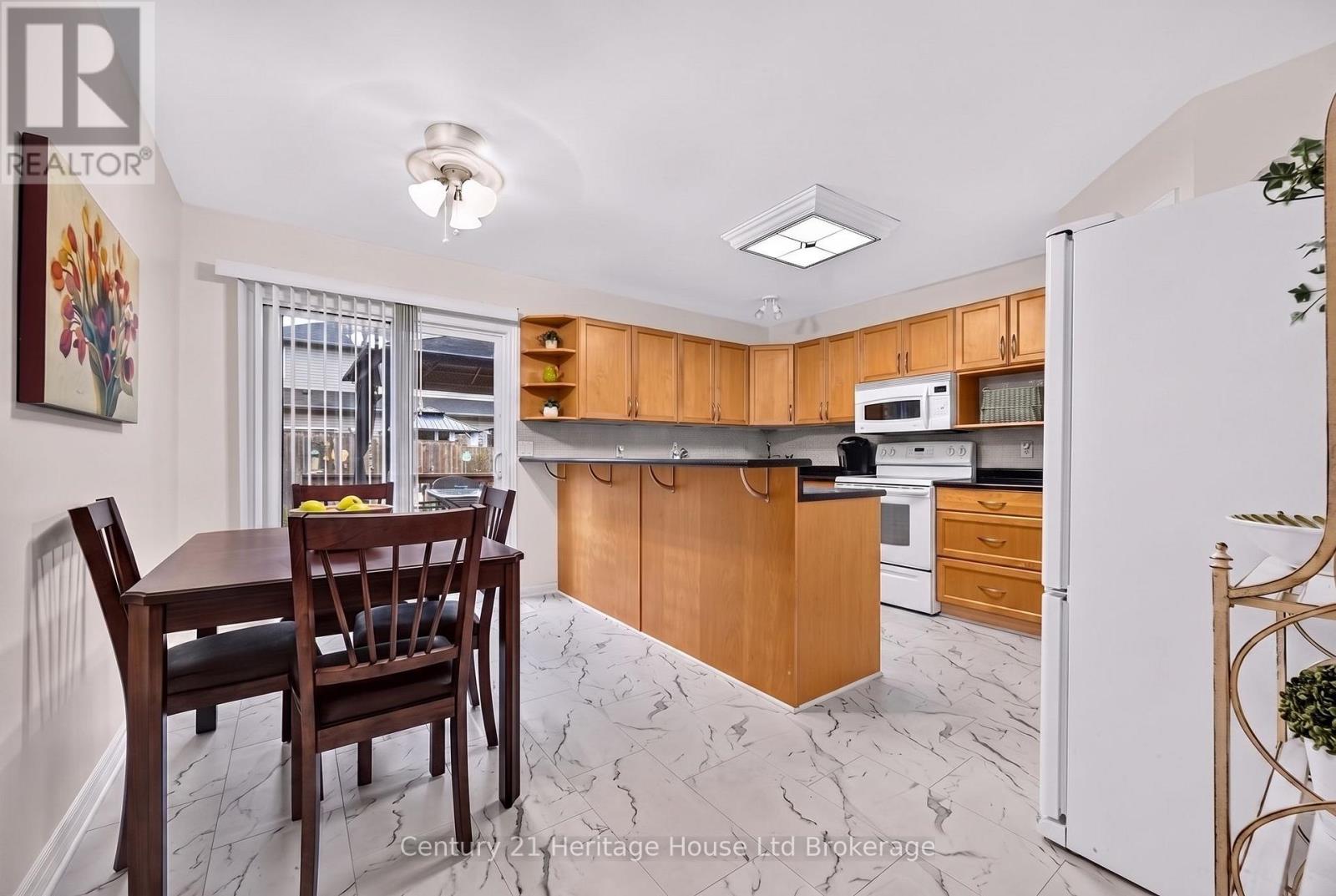 22 HILLSIDE ROAD - 9