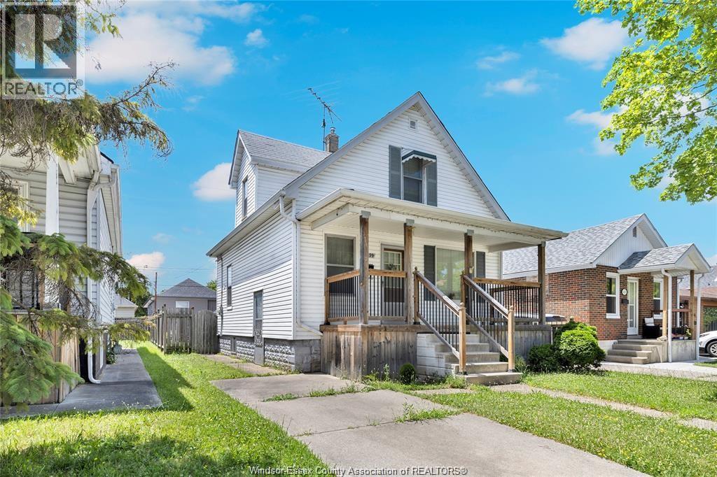 1439 Henry Ford Centre DRIVE - 1