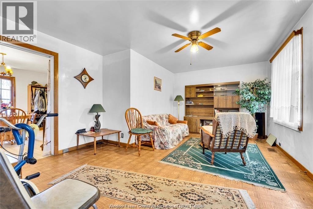 1439 Henry Ford Centre DRIVE - 4