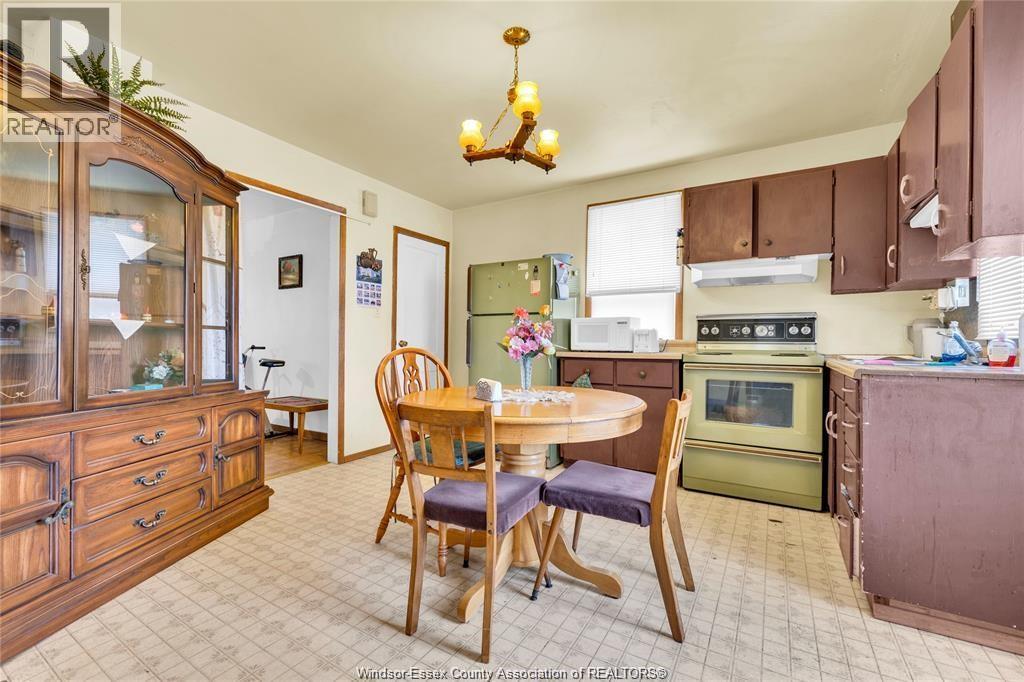 1439 Henry Ford Centre DRIVE - 6
