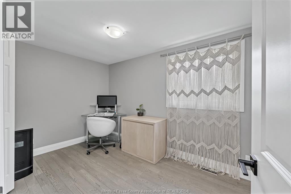 10742 ATWATER - 22