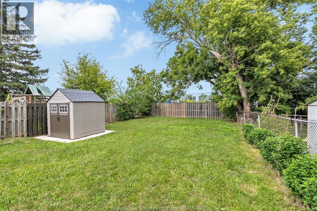 10742 ATWATER - 25