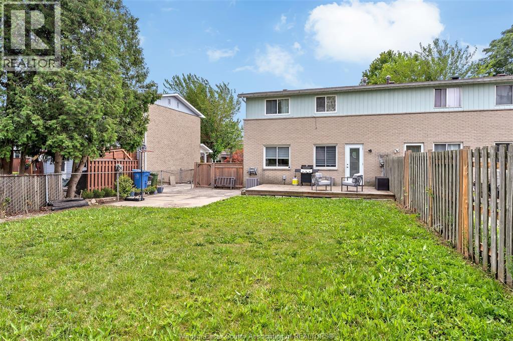 10742 ATWATER - 26
