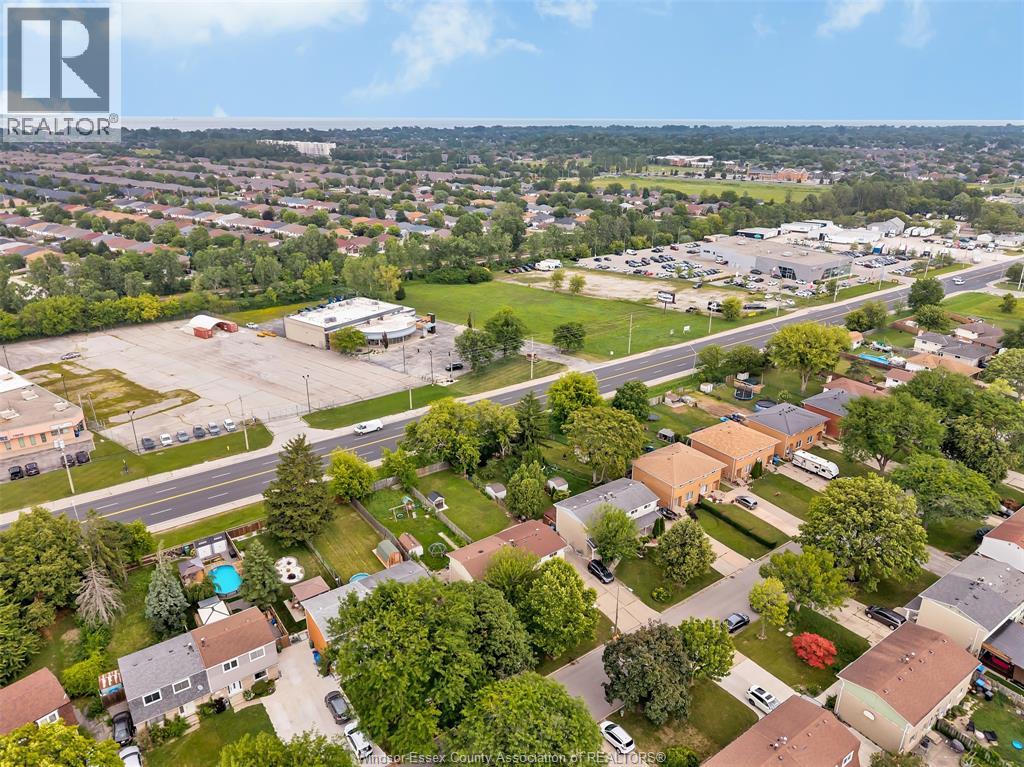 10742 ATWATER - 32