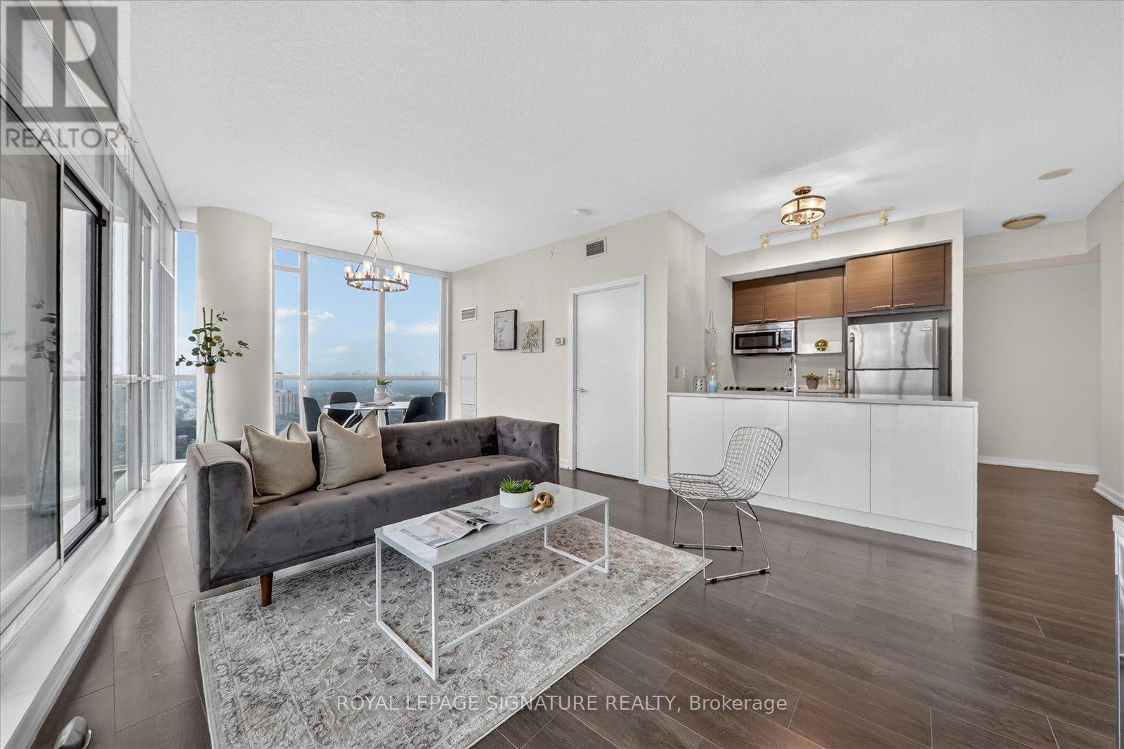 #2112 66 FOREST MANOR ROAD - 15