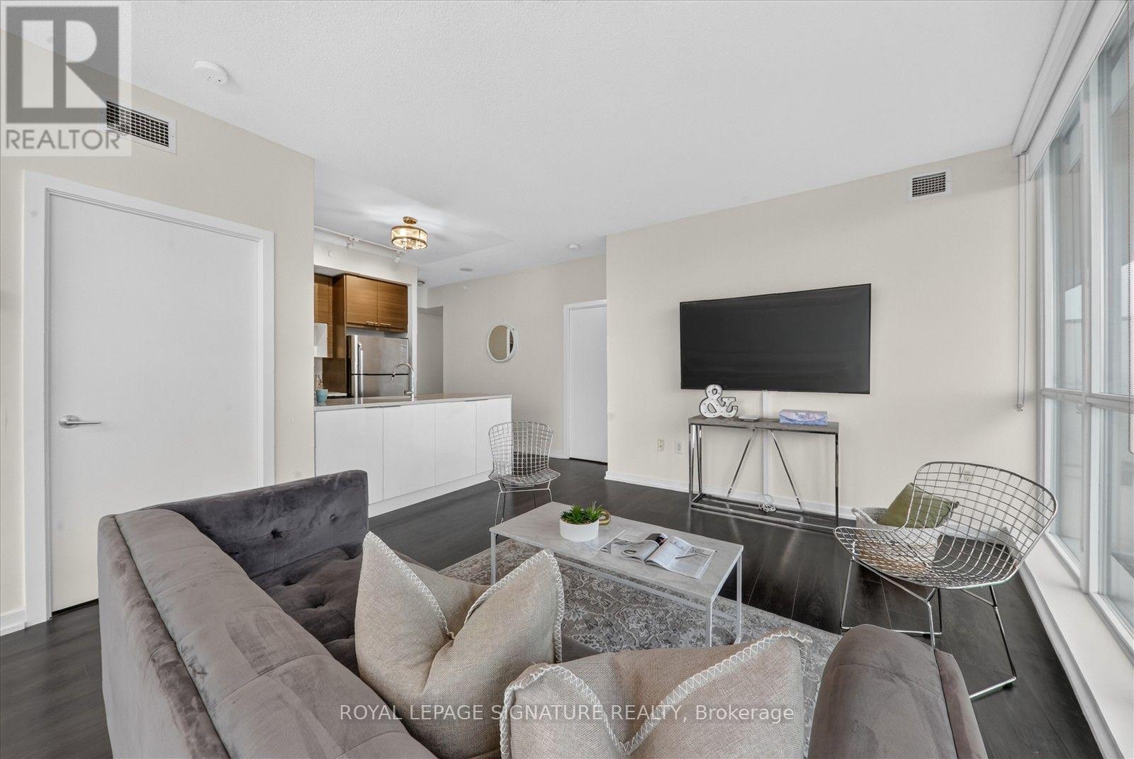 #2112 66 FOREST MANOR ROAD - 16