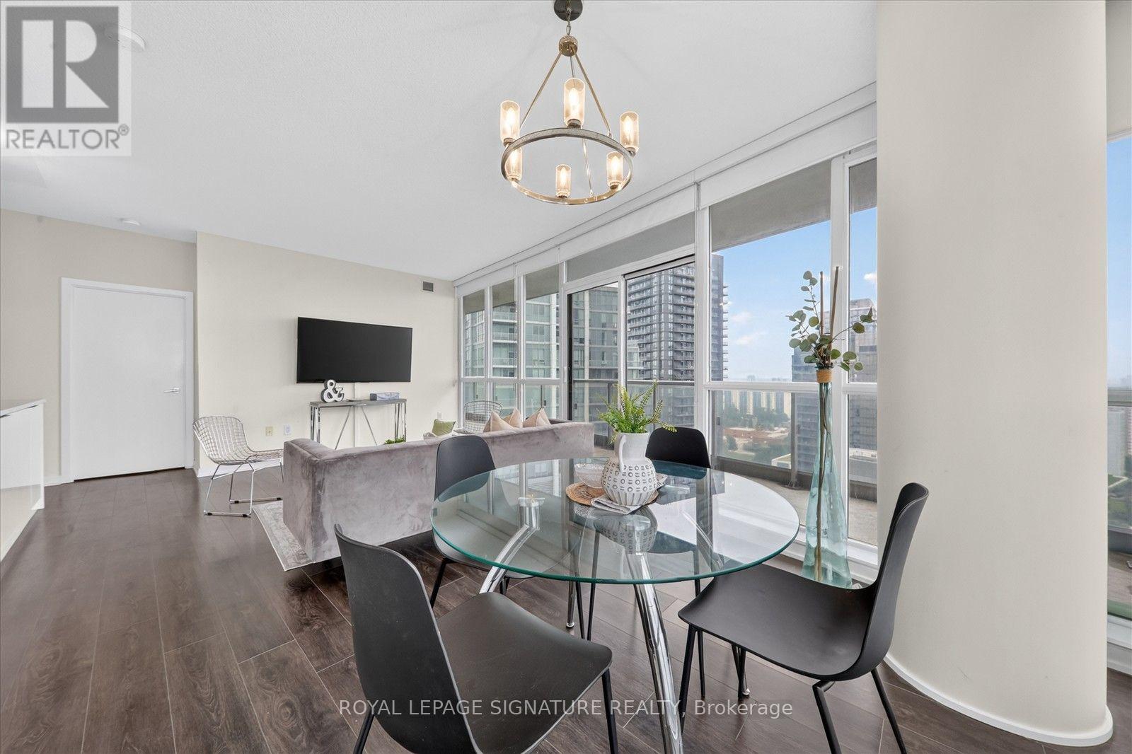 #2112 66 FOREST MANOR ROAD - 19