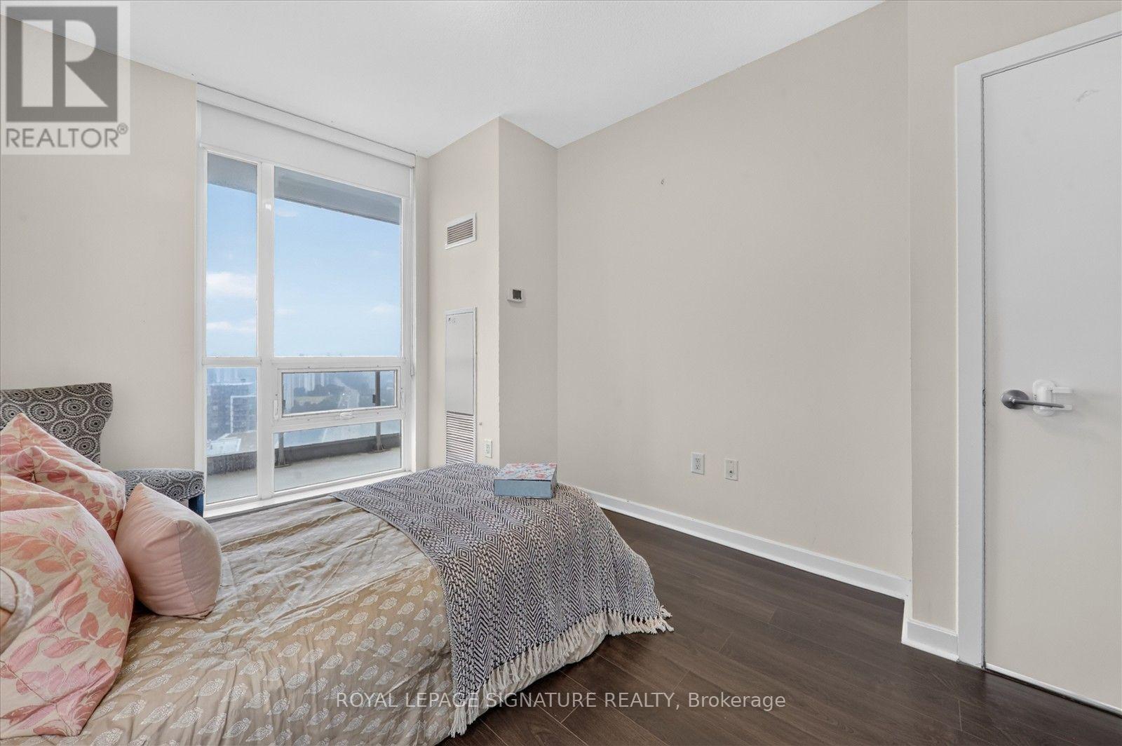 #2112 66 FOREST MANOR ROAD - 21