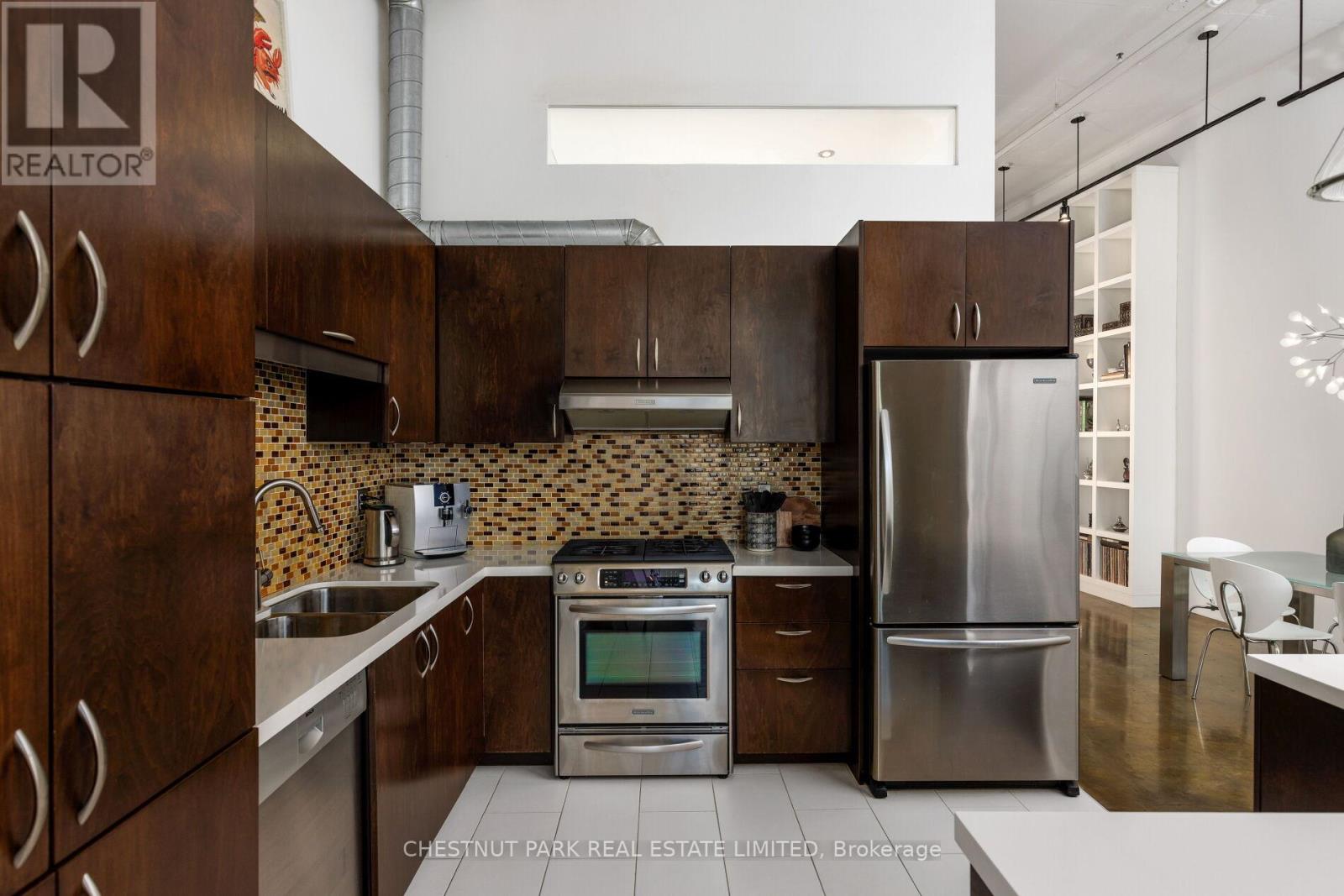 #306 90 SUMACH STREET W - 9