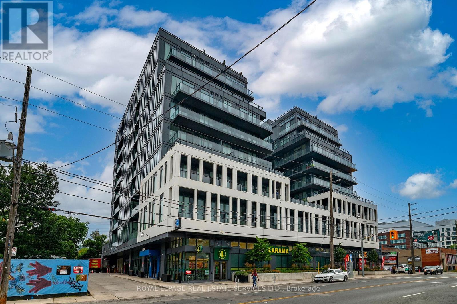#201 500 DUPONT STREET - 1