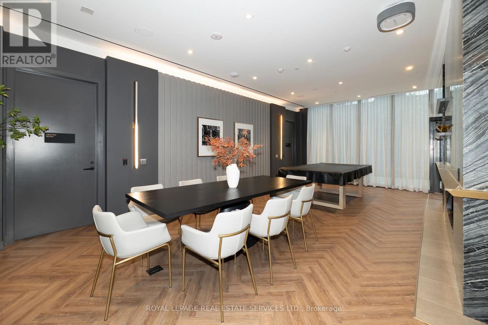 #201 500 DUPONT STREET - 15