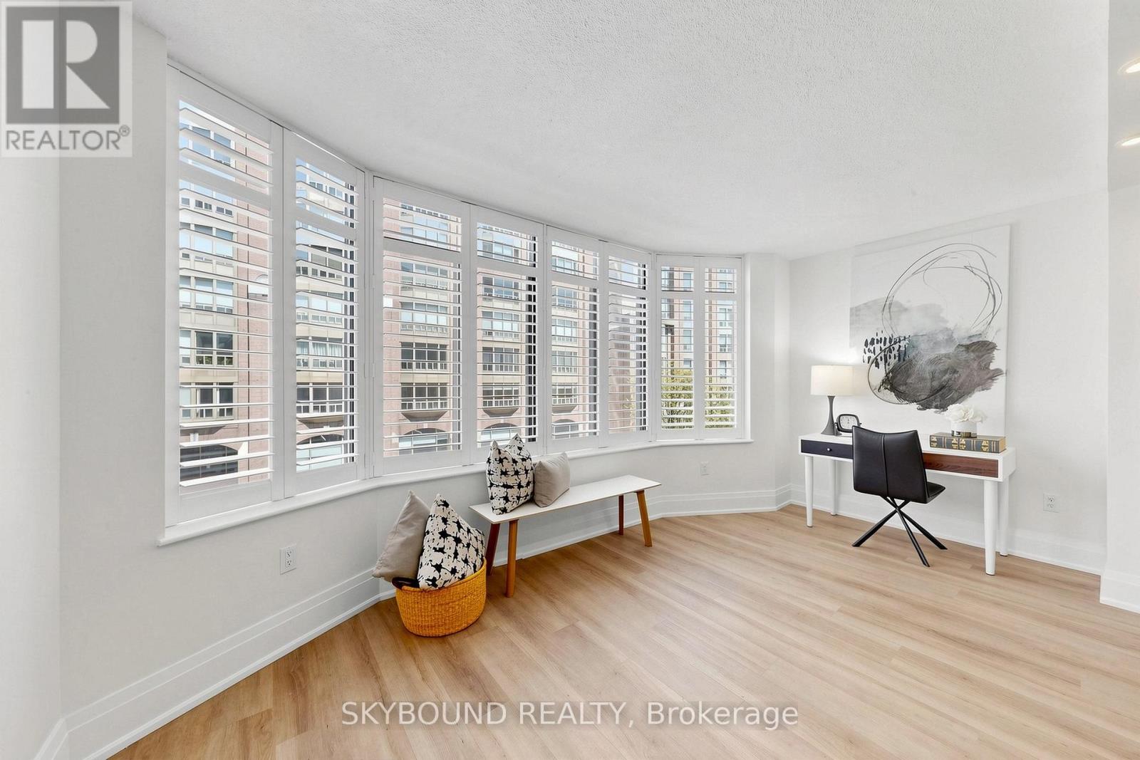 #401 135 GEORGE STREET S - 12