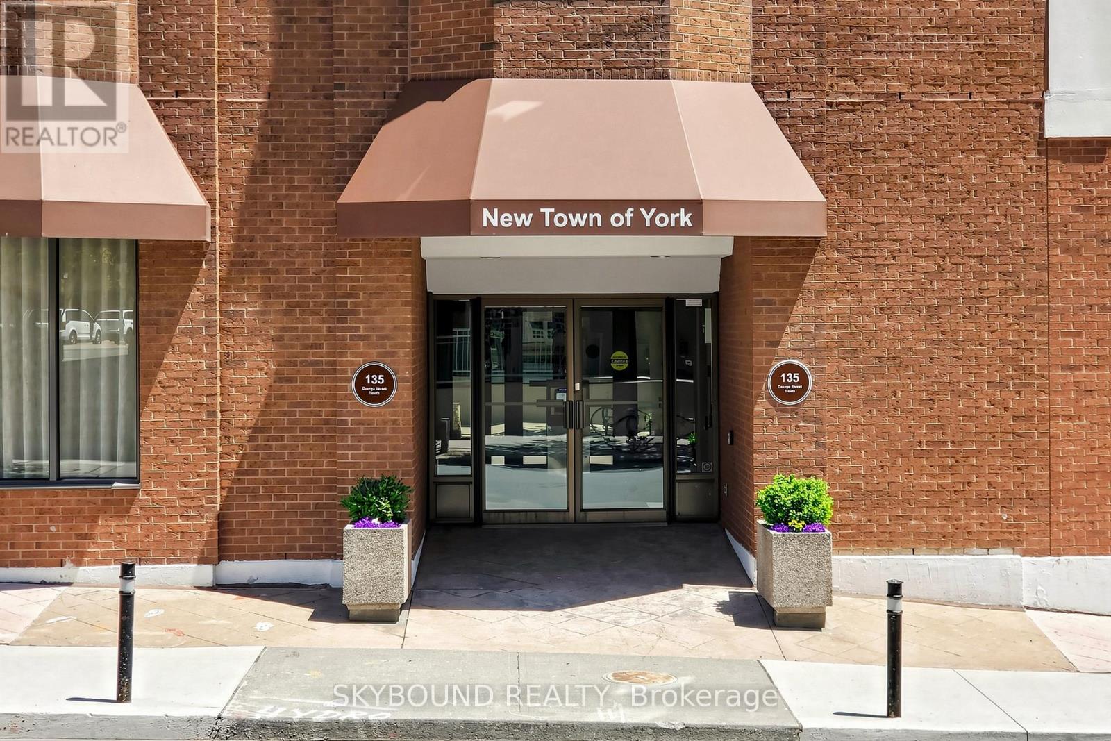 #401 135 GEORGE STREET S - 3