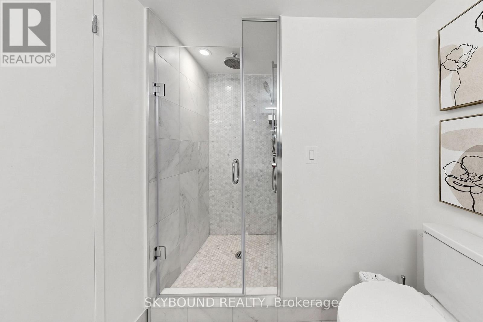 #401 135 GEORGE STREET S - 36
