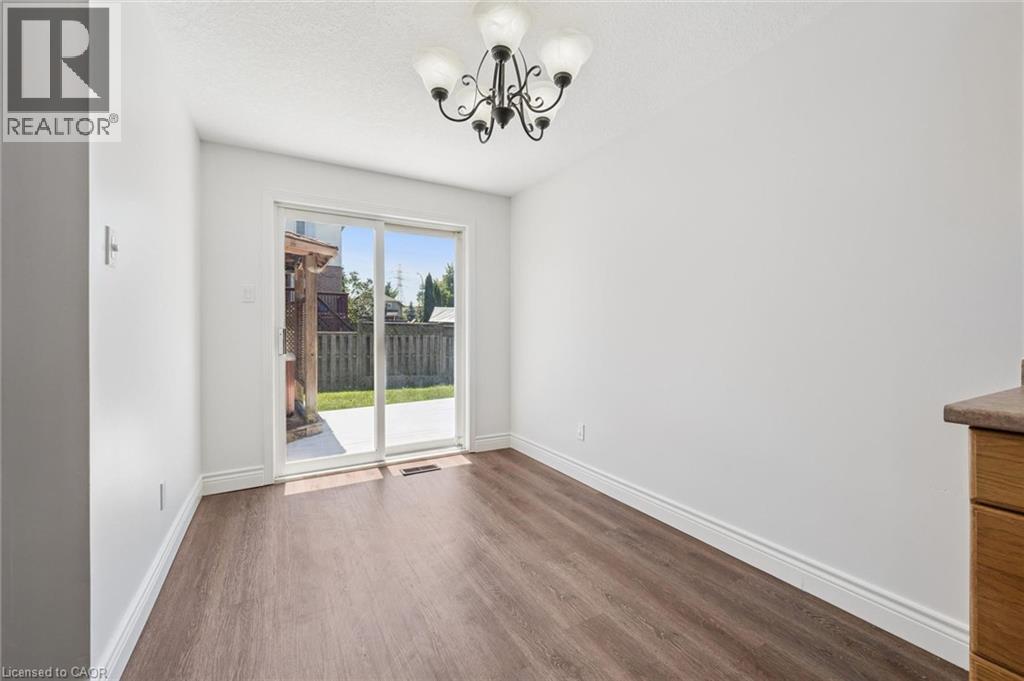 71 PEACH BLOSSOM Crescent - 12