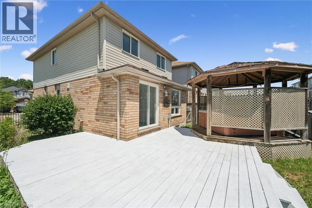 71 PEACH BLOSSOM Crescent - 43