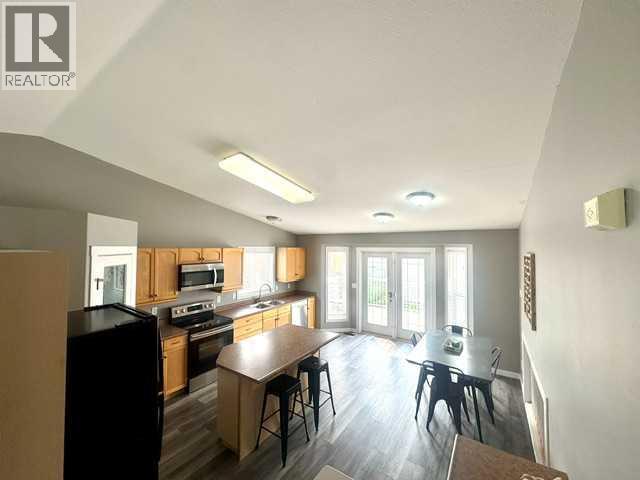 140 Pinnacle Boulevard - 3