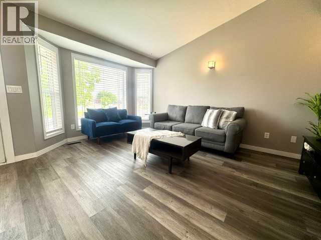 140 Pinnacle Boulevard - 8