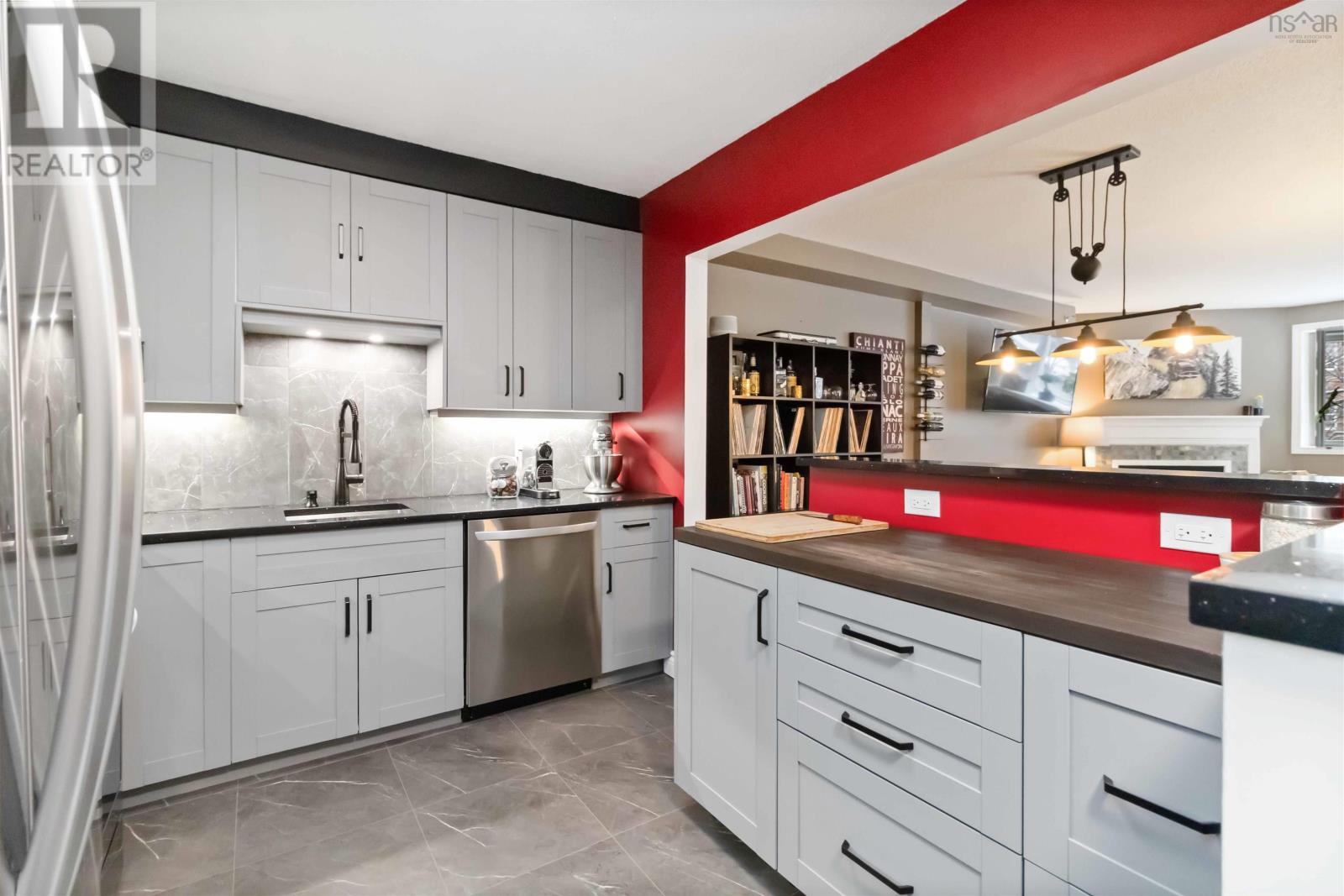 #104 12 Spinnaker Drive - 10