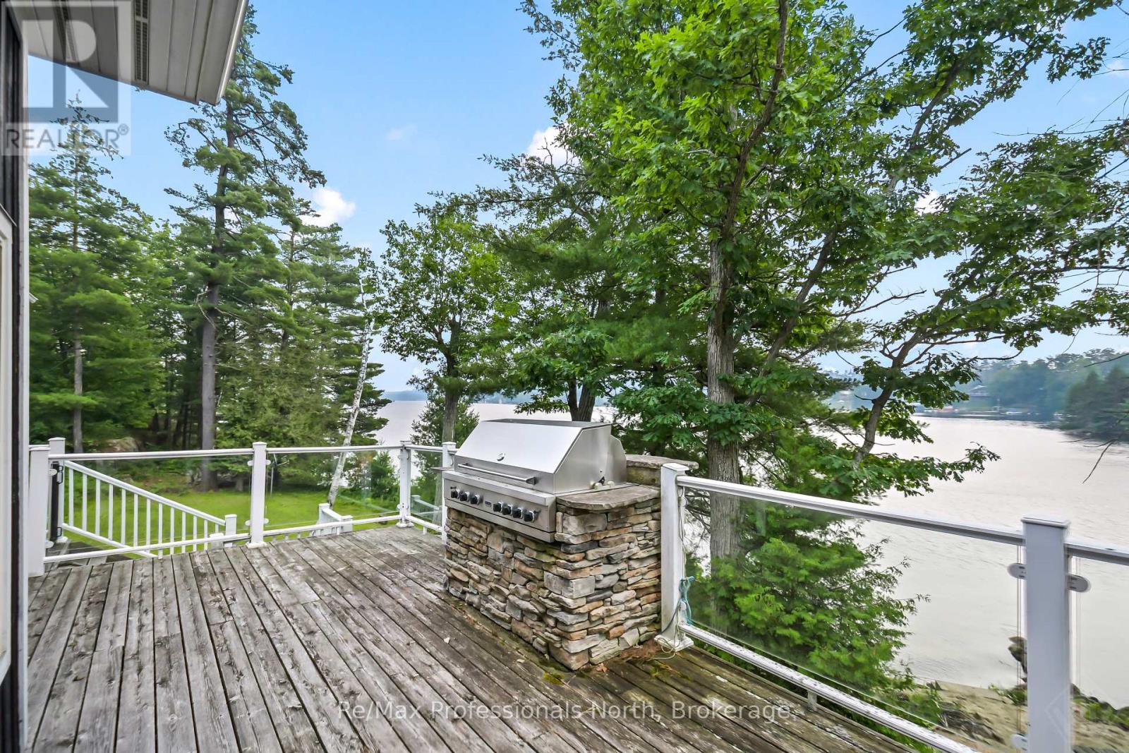 1064 ROAD 3200 - Image 18