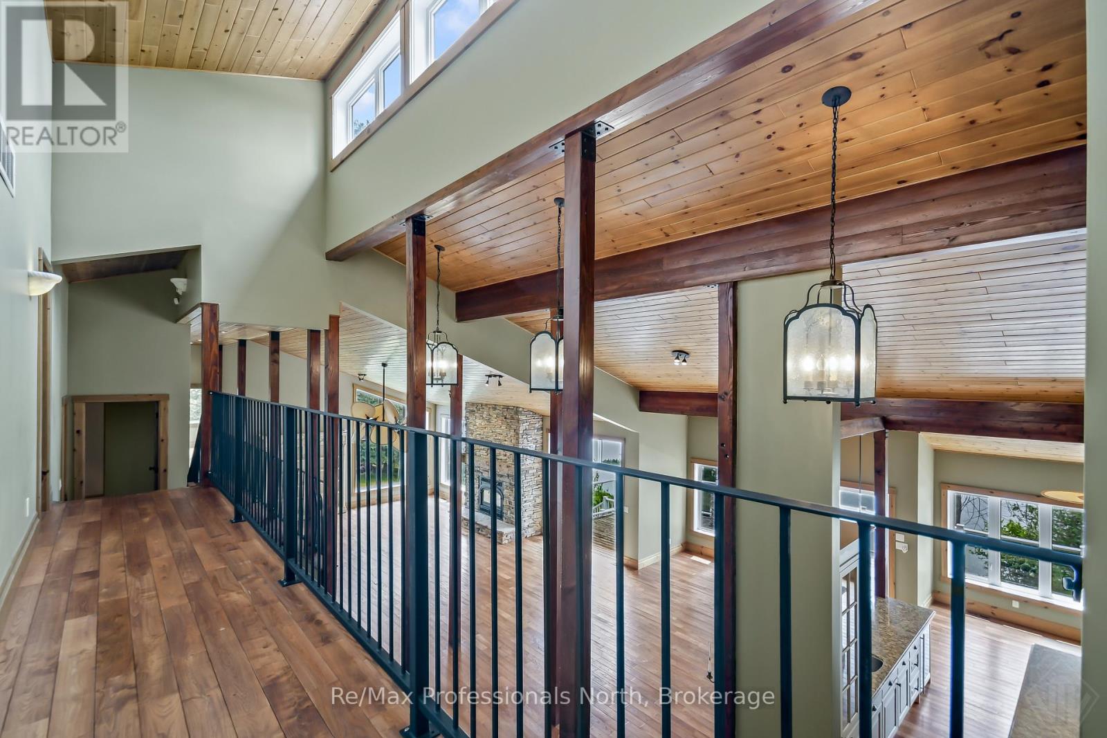 1064 ROAD 3200 - Image 33
