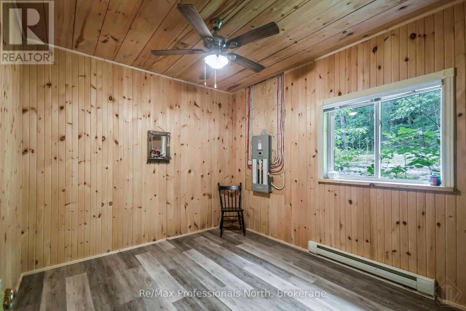 1064 ROAD 3200 - Image 42