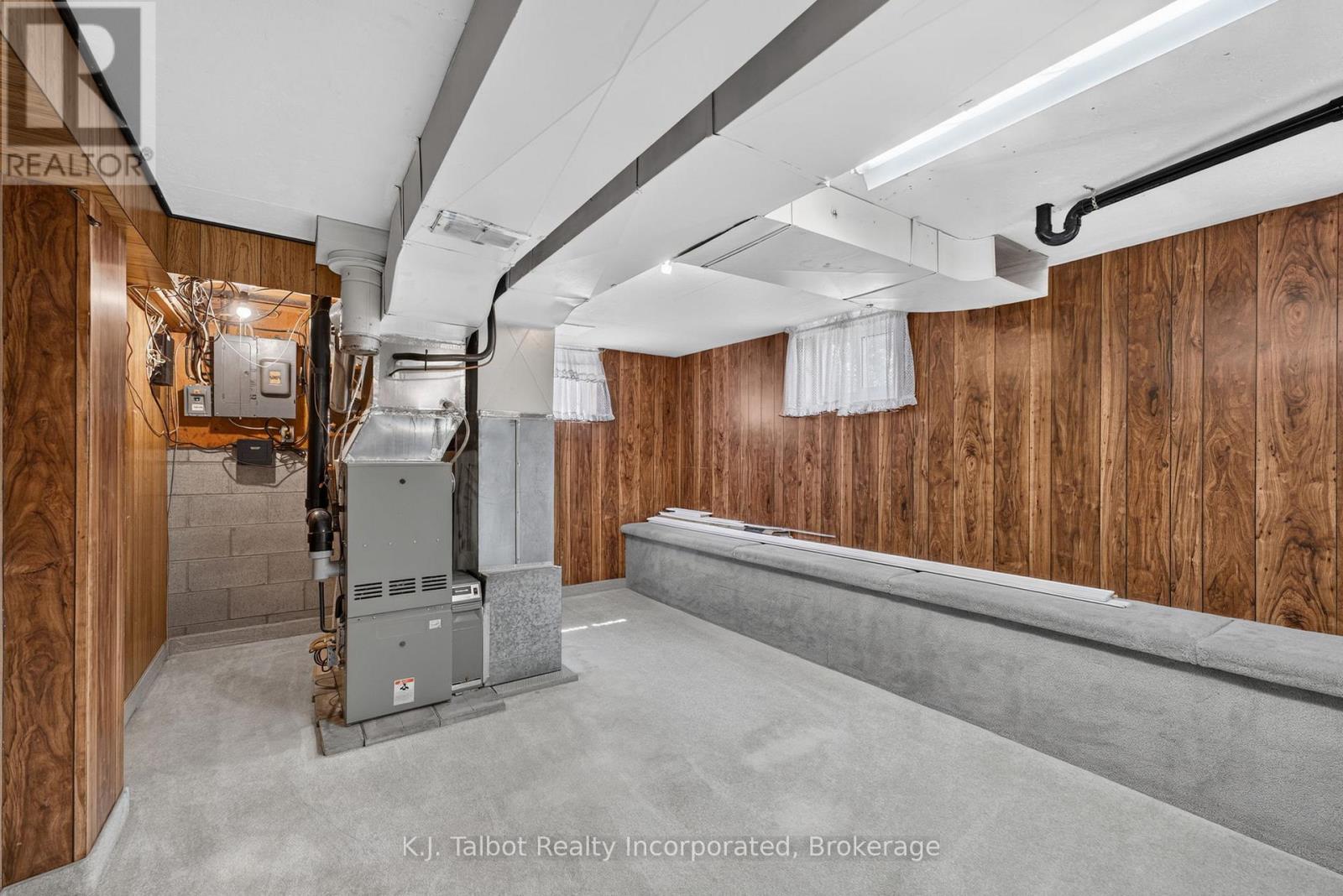382 HURON ROAD - Image 38