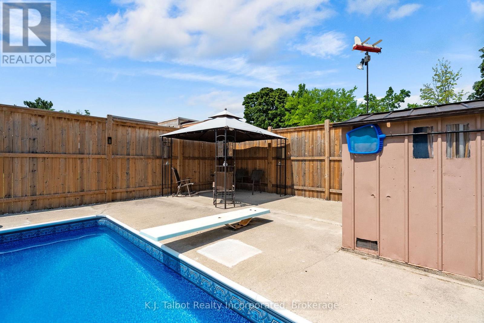 382 HURON ROAD - Image 48