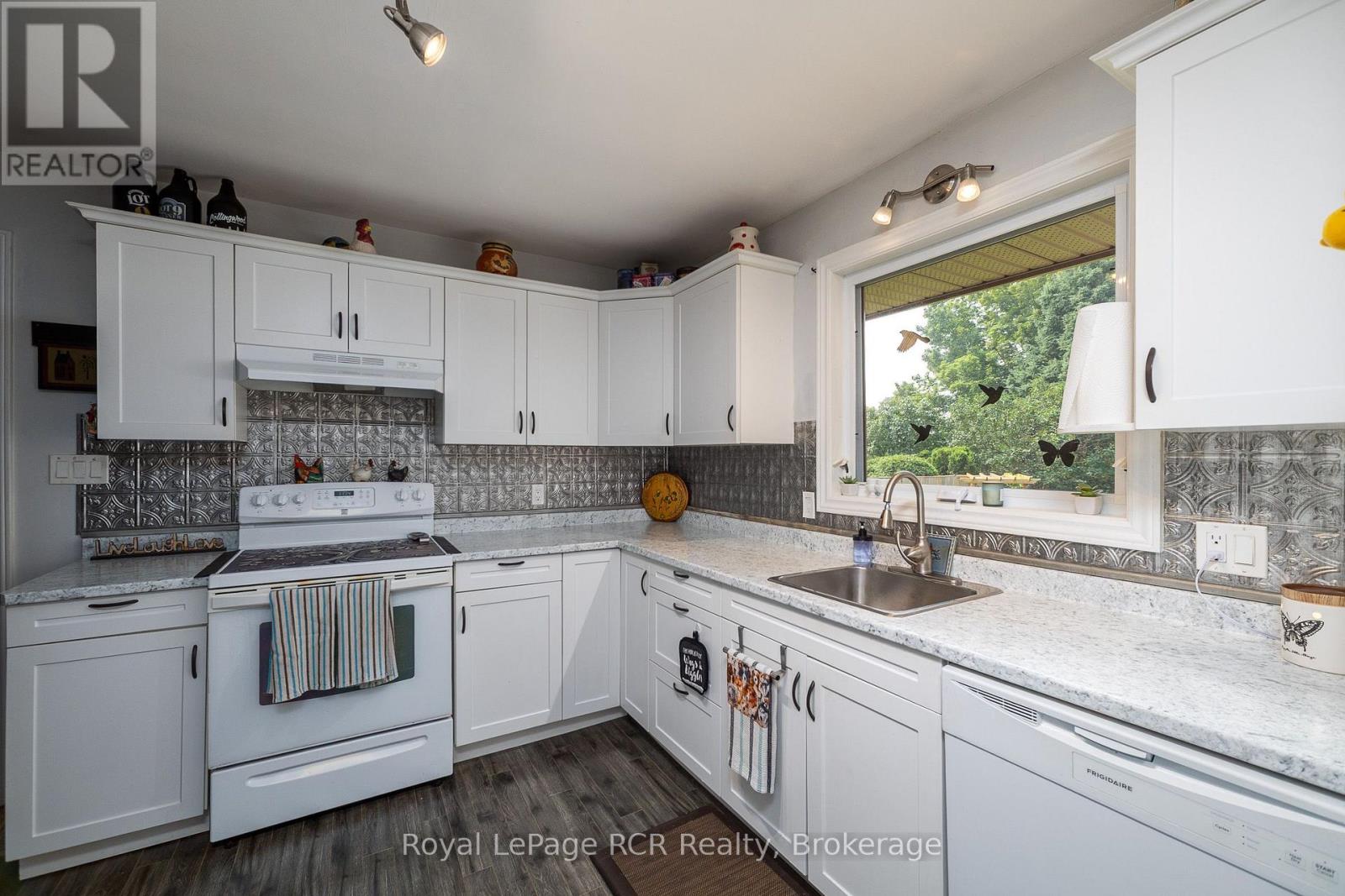 67 CAMBRAI ROAD - 10