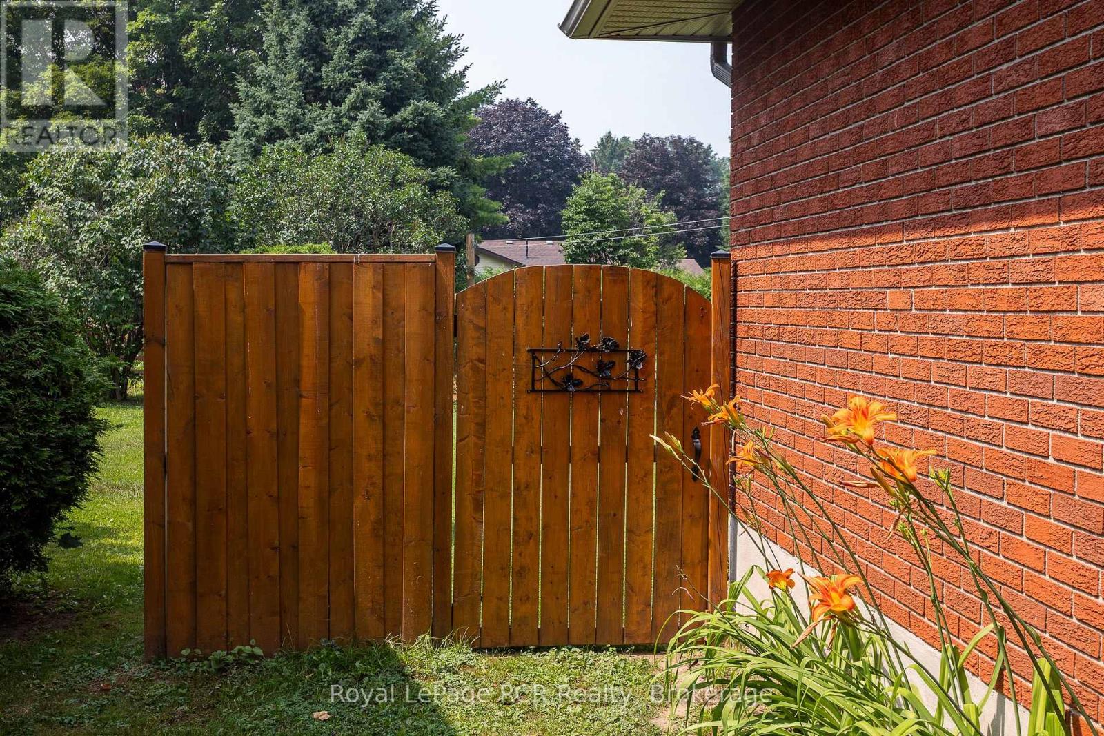 67 CAMBRAI ROAD - 33