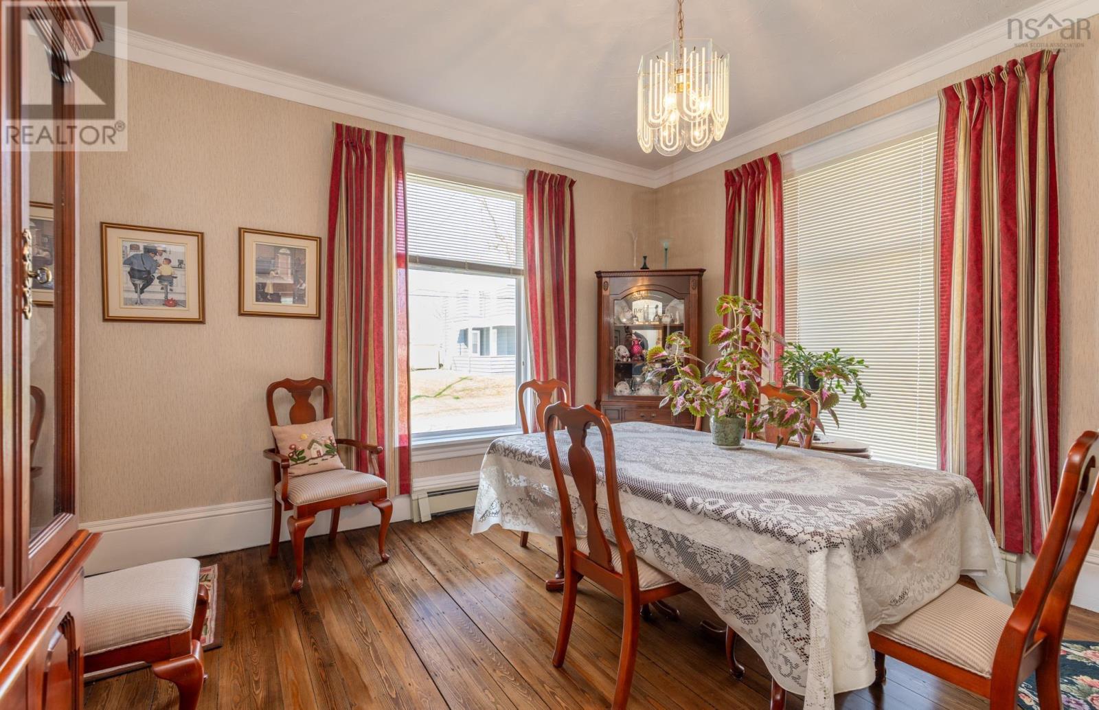 17 Porter Street - 15