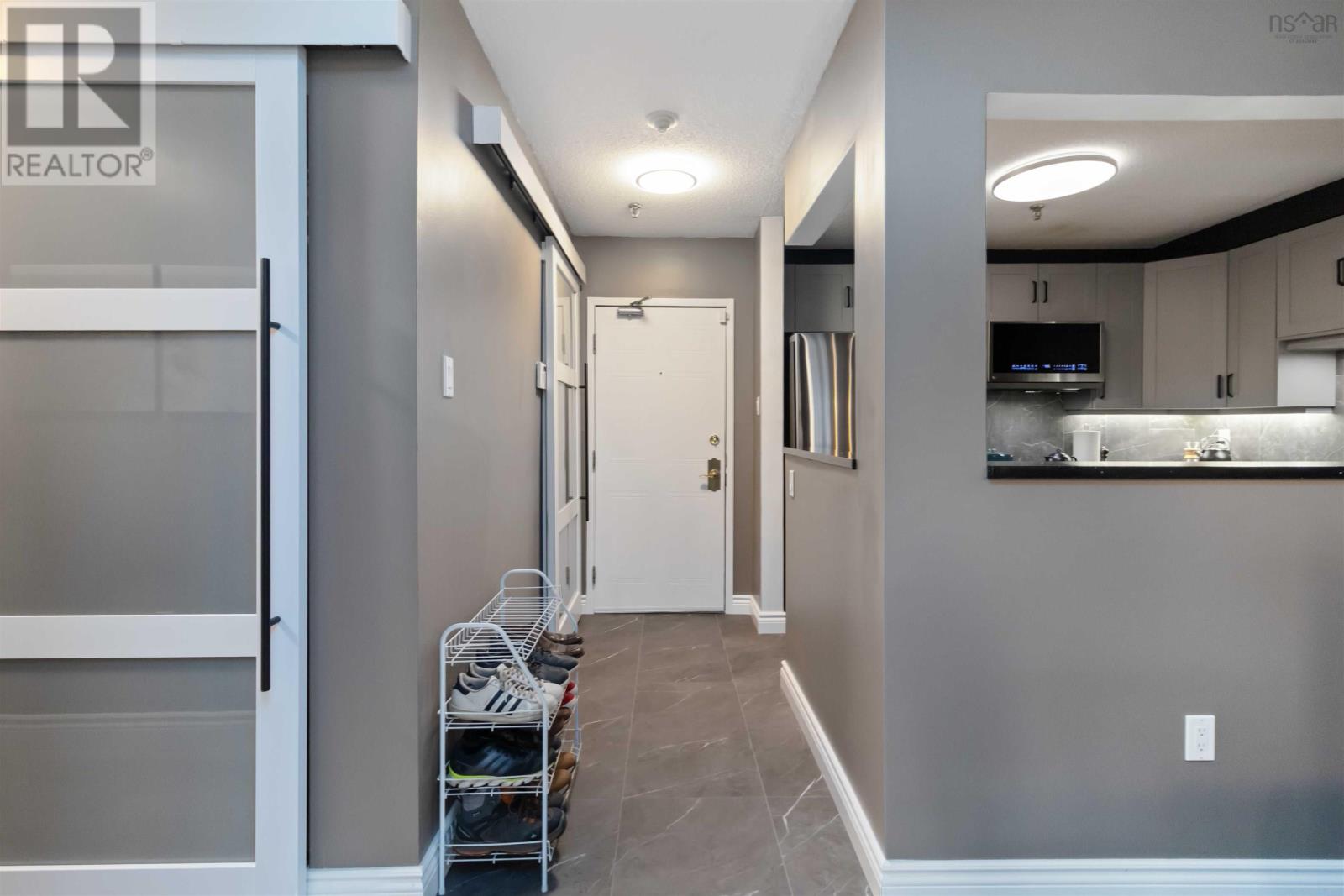 #104 12 Spinnaker Drive - 4