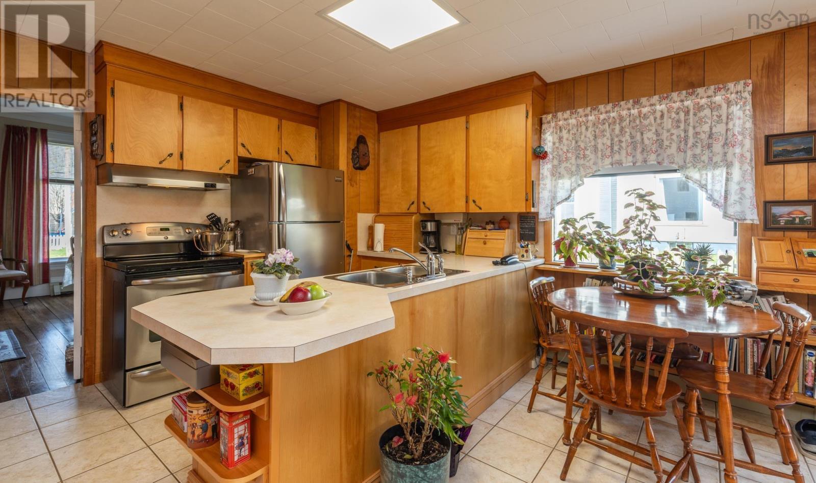 17 Porter Street - 21