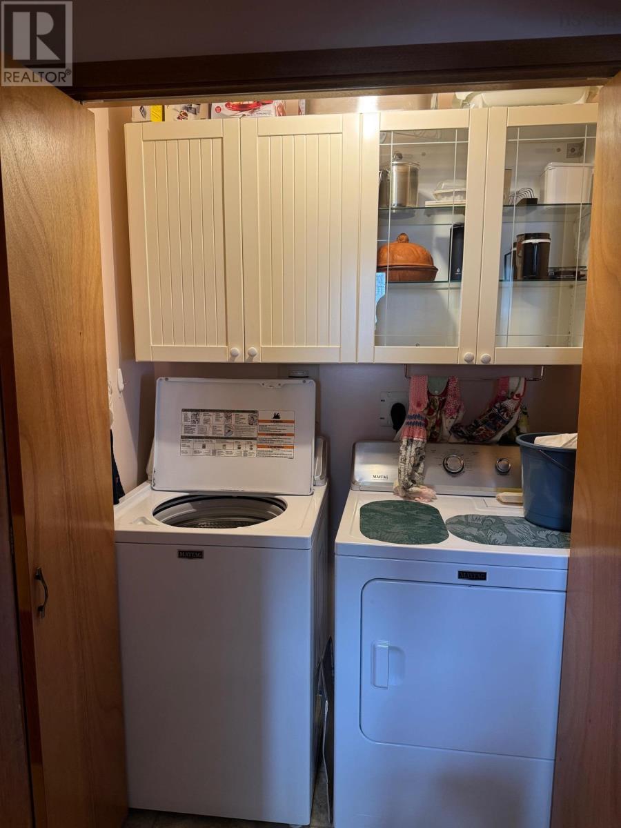 17 Porter Street - 29
