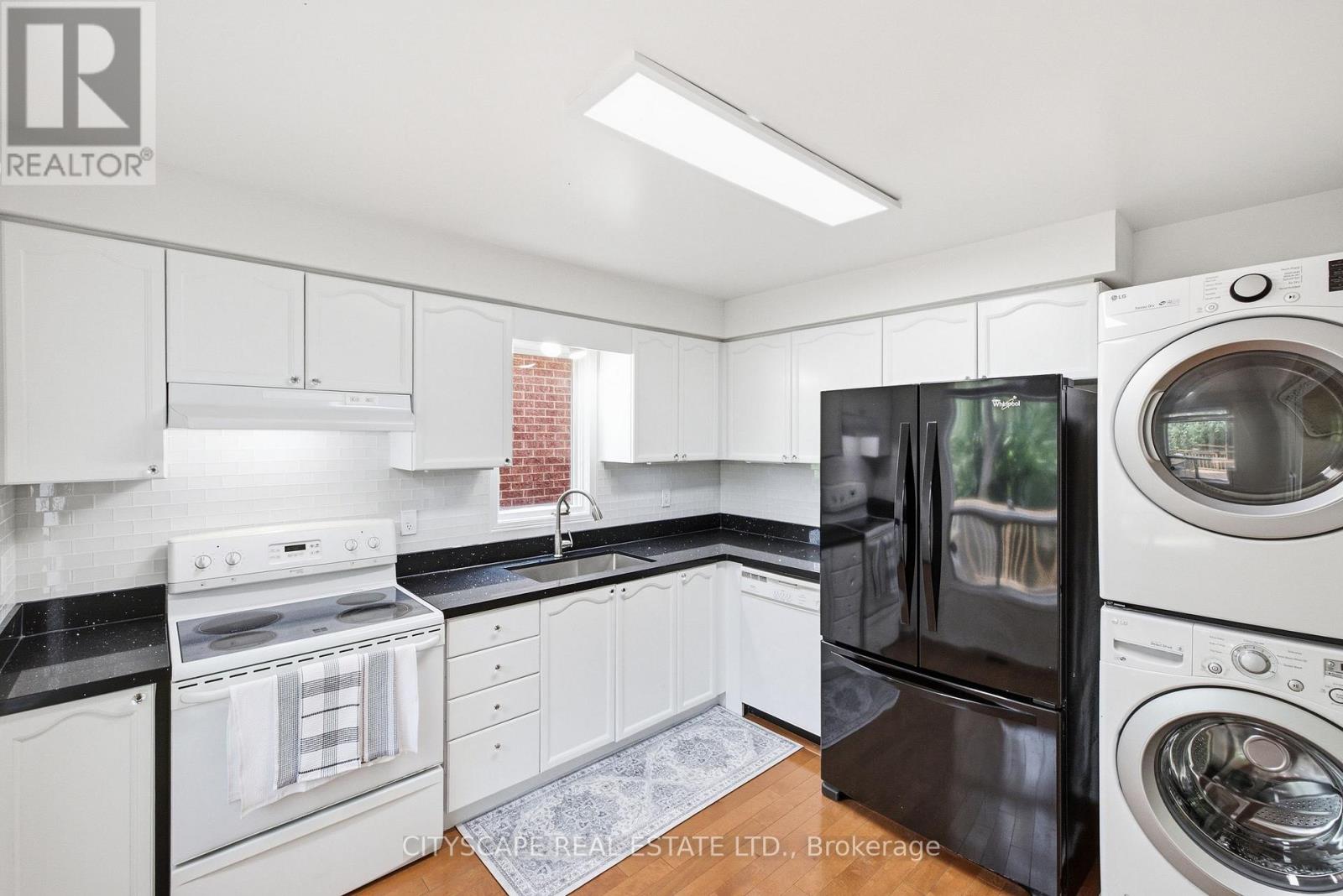 1143 WINDGROVE SQUARE - 15