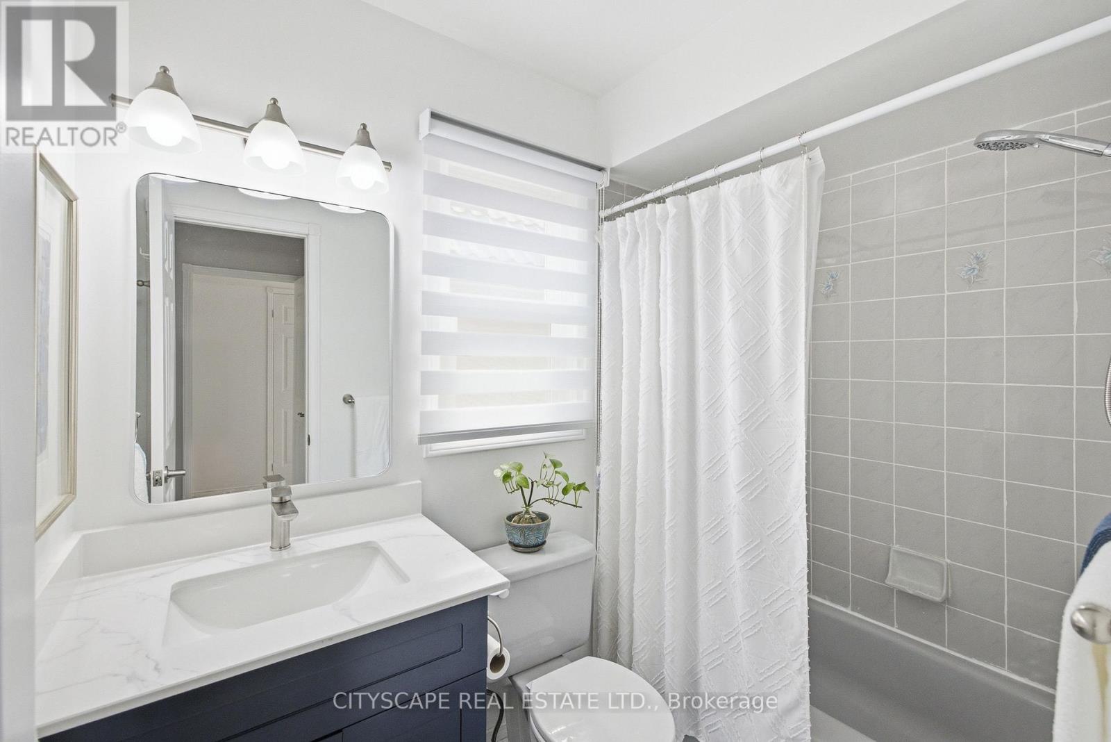 1143 WINDGROVE SQUARE - 22