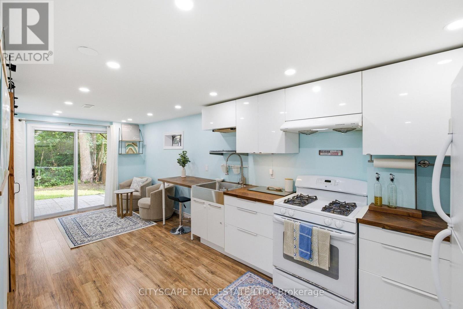 1143 WINDGROVE SQUARE - 26